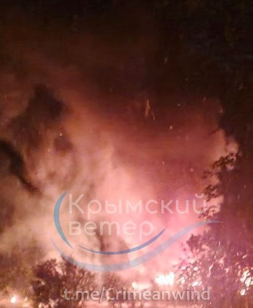 Пожар в Армянске пожар в Армянске 22 июня